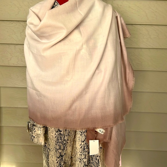 Ombre dusty, rose color shawl - Picture 1 of 2